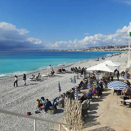Am Διαμέρισμα Νίκαια